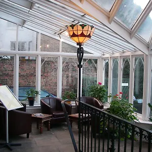 Knavesmire Manor And Leisure 2*, York United Kingdom
