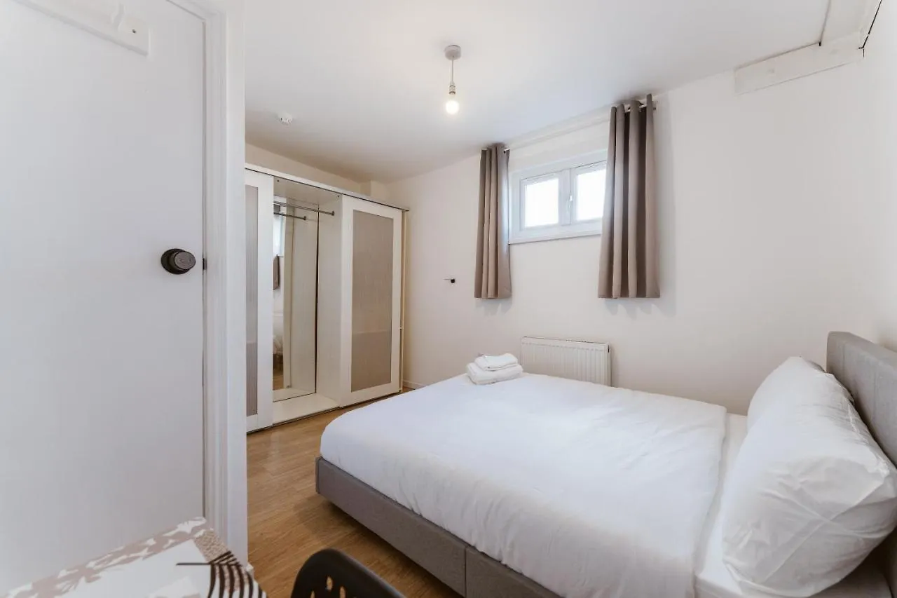 Mile End Double Rooms 27 Guest House London 0*,