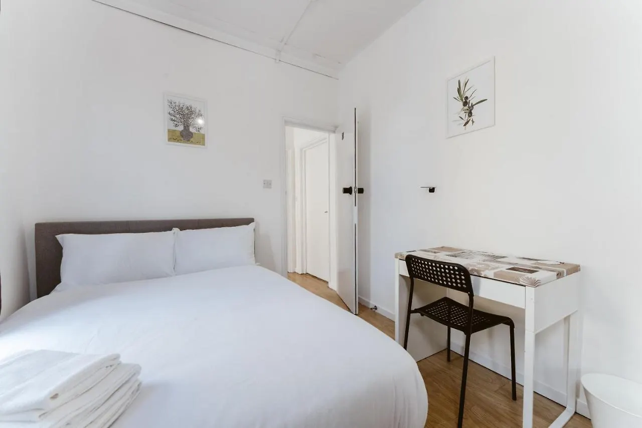 Mile End Double Rooms 27 Guest House Londres