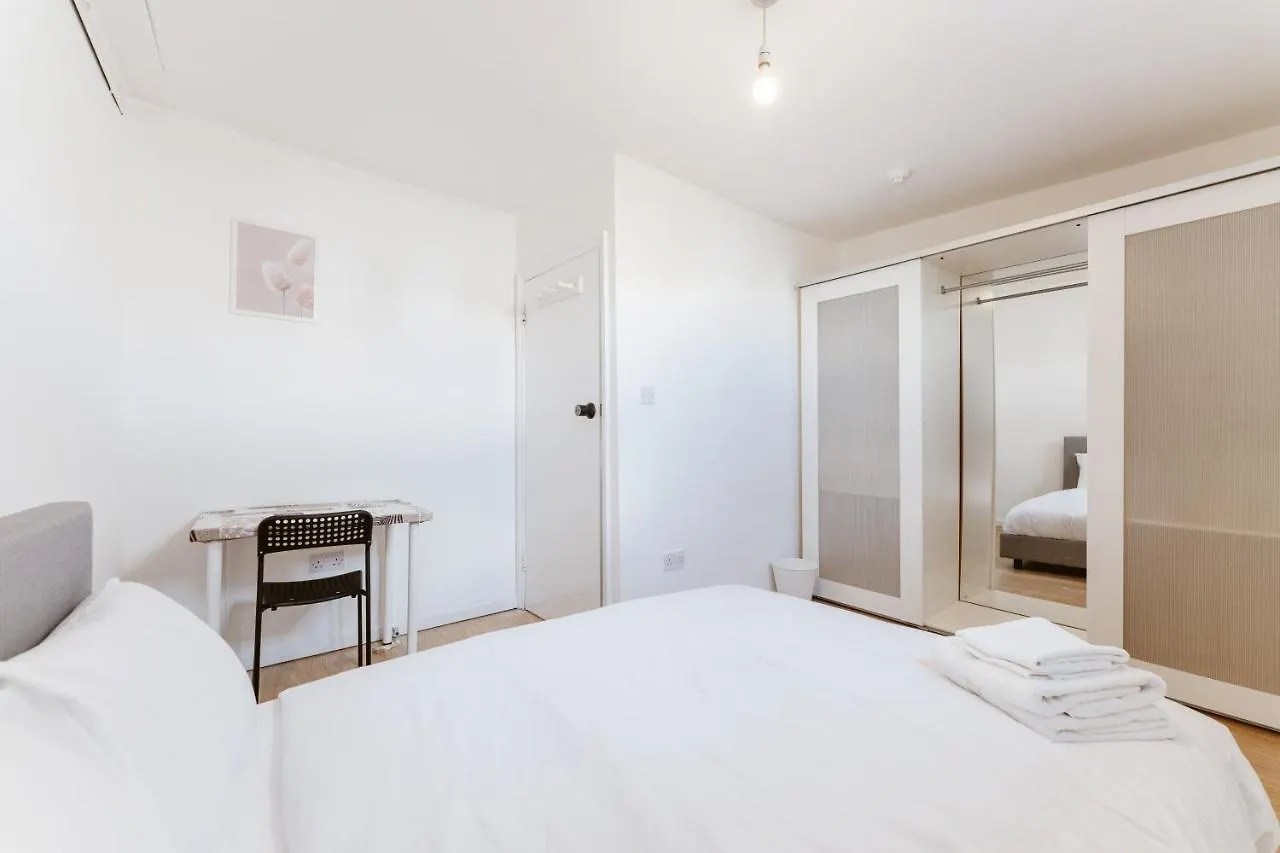 Mile End Double Rooms 27 Guest House Londen